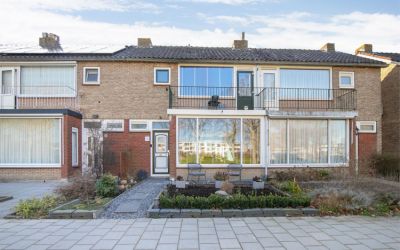 van Deyssel. 5