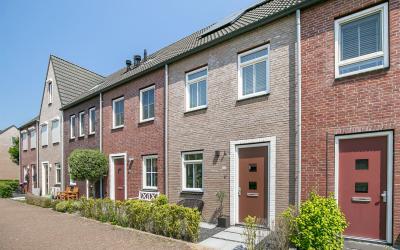 Steur 160