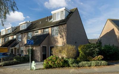 Berkenhof 77