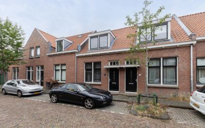 Emmastraat 6