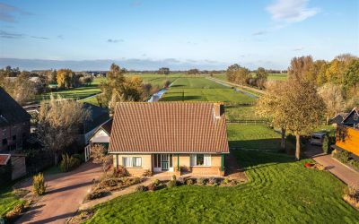 Bovenkerkse. 44-B
