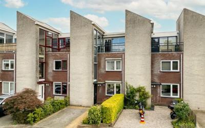 Troelstrast. 22
