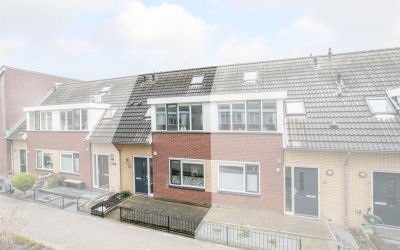 Moerasbos 7