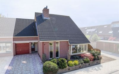 Burgemeester Schumanlaan 25