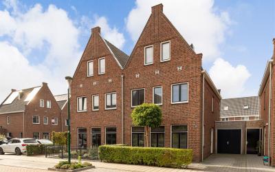 Hof van Bat. 28