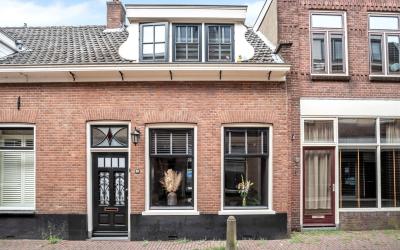 Hoogstraat 68