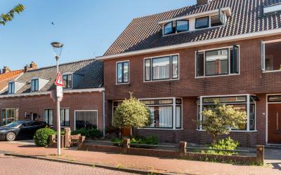Lieve Vrouw. 25