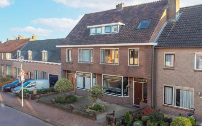Lieve Vrouw. 27