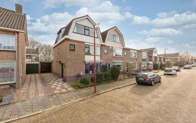 Waalstraat 16