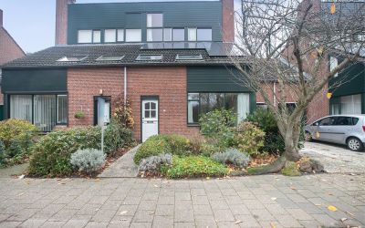 IJsselstein. 44