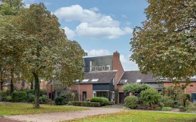 IJsselstein. 60