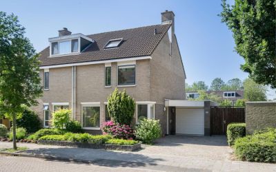 Halsterweide 15