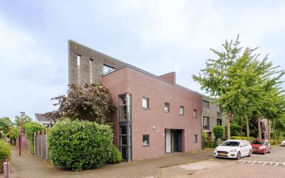 Theo Thijss. 52