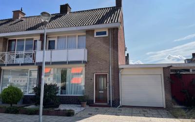 Esdoornlaan 17