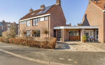 Haagwindeve. 30
