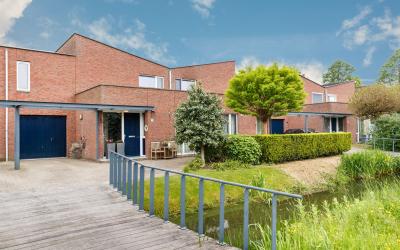 Geeuw 11