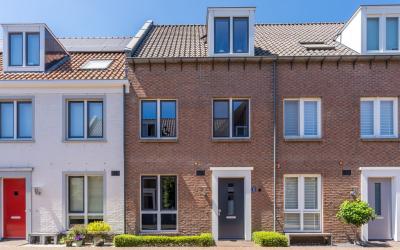 Gerard den. 11