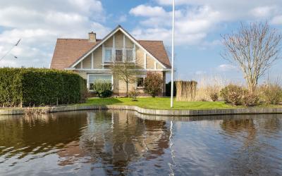 Broeksloot 8