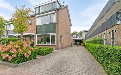 Esdoornlaan 2