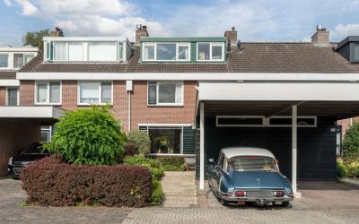 Stadhouders. 52