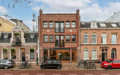 Hooghiemstr. 11-B