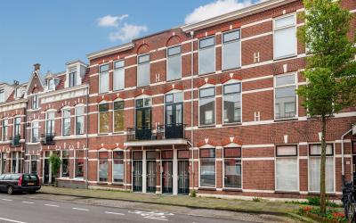 Willem van. 37