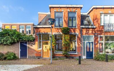 Jan van der. 2