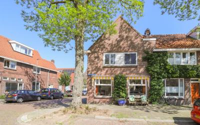 Thomas van. 8