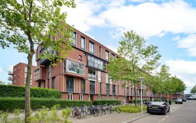 Voorsterbee. 122