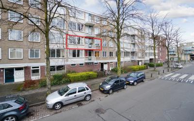 Van Bijnker. 87