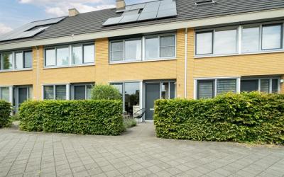 Max Velthui. 8