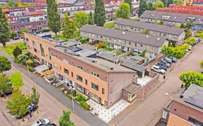 Tweede West. 122