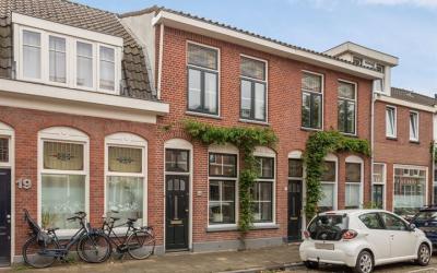 Leliestraat 17