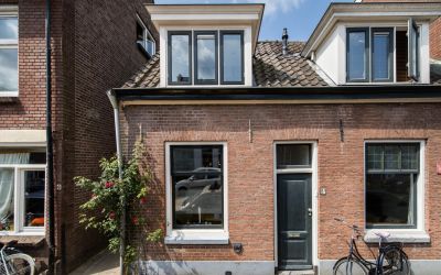 Hoogstraat 8