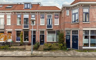 Bekkerstraat 58