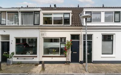Kerkdwarsst. 6