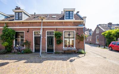Moesstraat 1