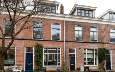 Adriaanstraat 17