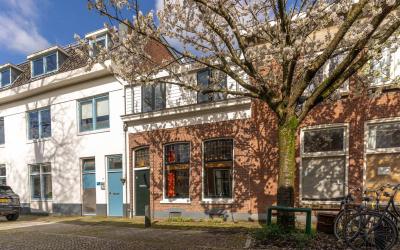 Beekstraat 2