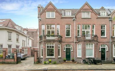 Van Limburg. 10
