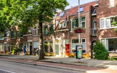 Adriaen van. 102-A