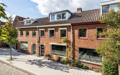 Laan van Mi. 104