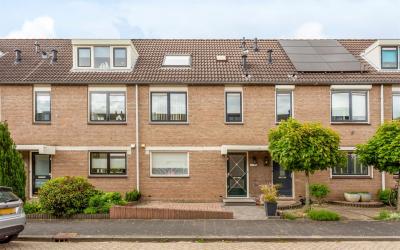 Van Exelstr. 8