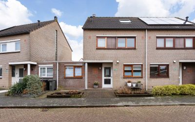 Valkenkamp 683