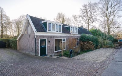 Oud Over 44