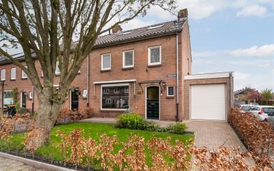 Spoorlaan 38