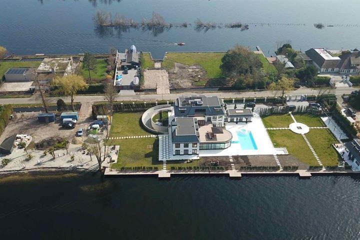 Vrijstaande woning te koop: Baambrugse Zuwe 141D, Vinkeveen