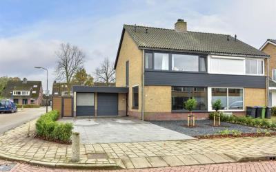 Meerkoetlaan 1