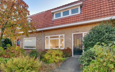 Leliestraat 4