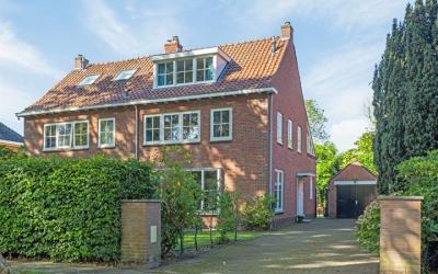 Van Renesse. 66